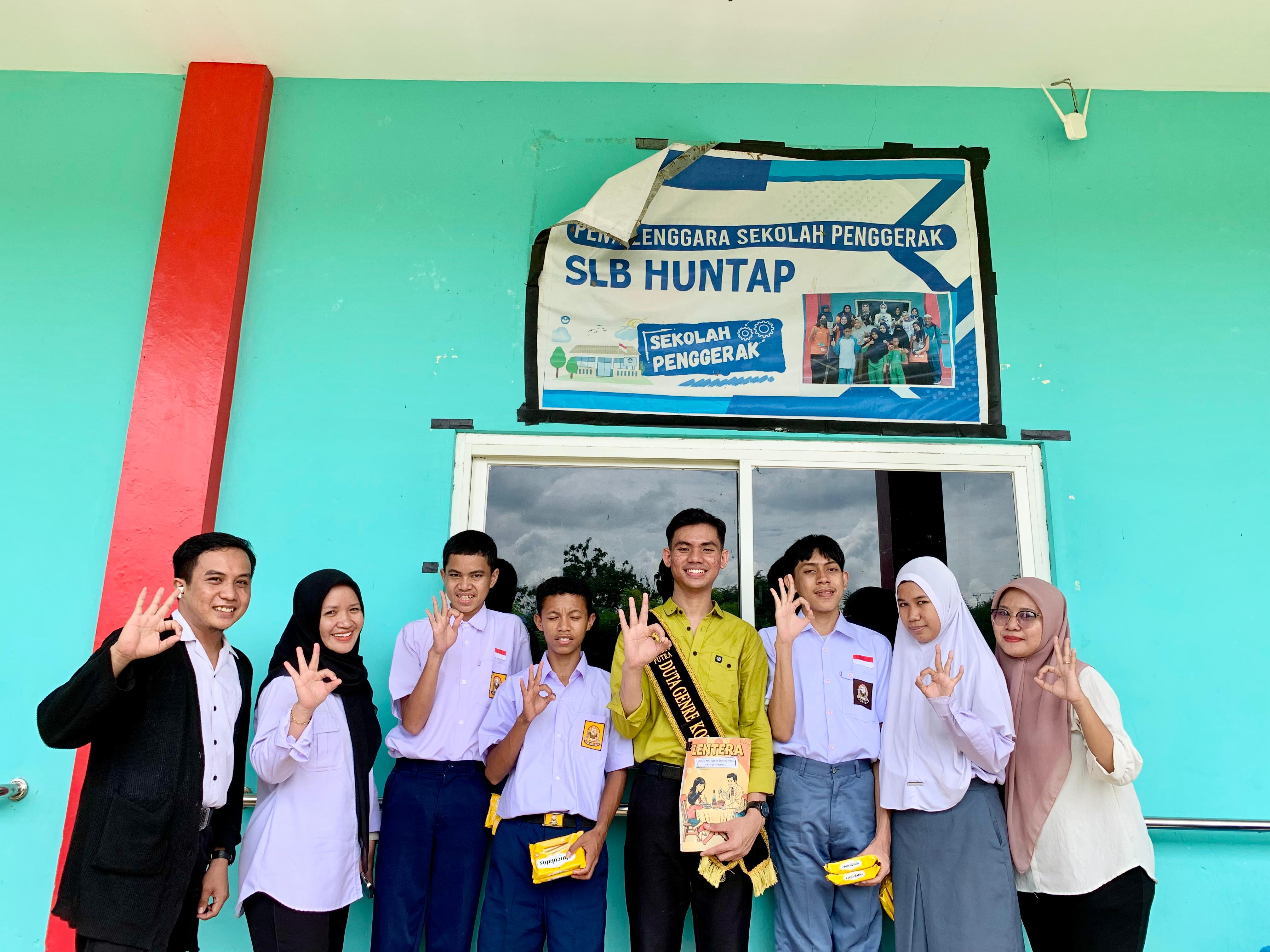 Sosialisasi Pencegahan Stunting oleh Duta GenRe Kota Palu di SLB Huntap